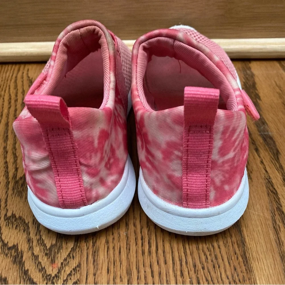 Cat & Jack comfortable pink